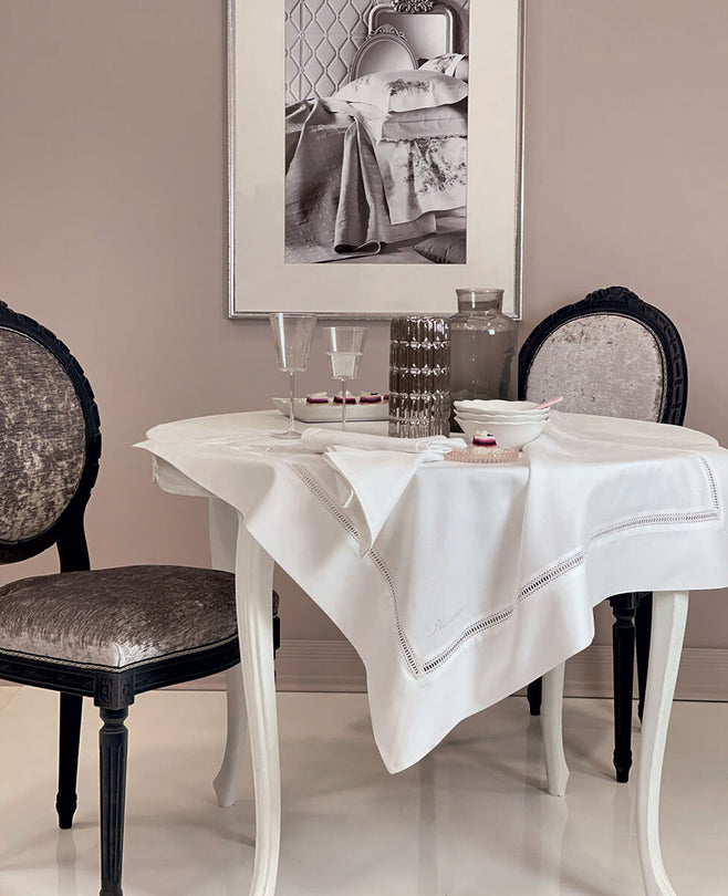 MEDICI  COPRITAVOLO 90*90 BLUMARINE