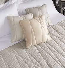 TRACCE SATEN RICAMATO TRAPUNTINO MATRIMONIALE